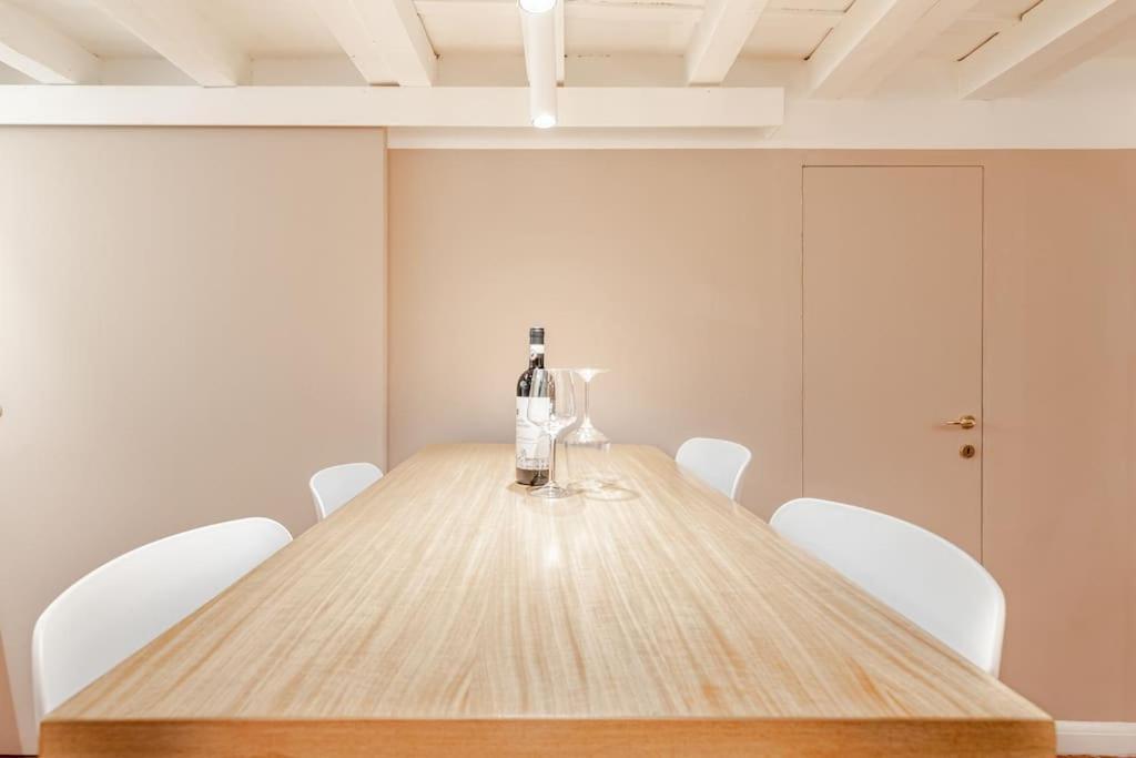 Amazing Apartment In Piazza Santa Croce Firenze Bagian luar foto
